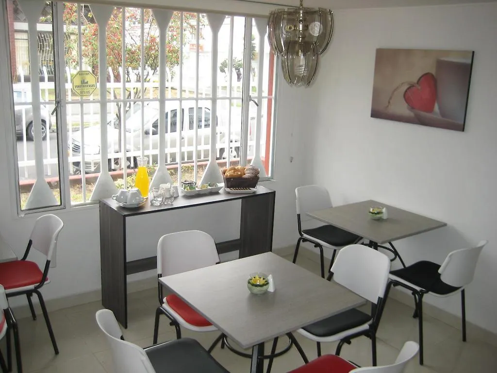 Hotel Casa Santa Marta Bogota 3*,